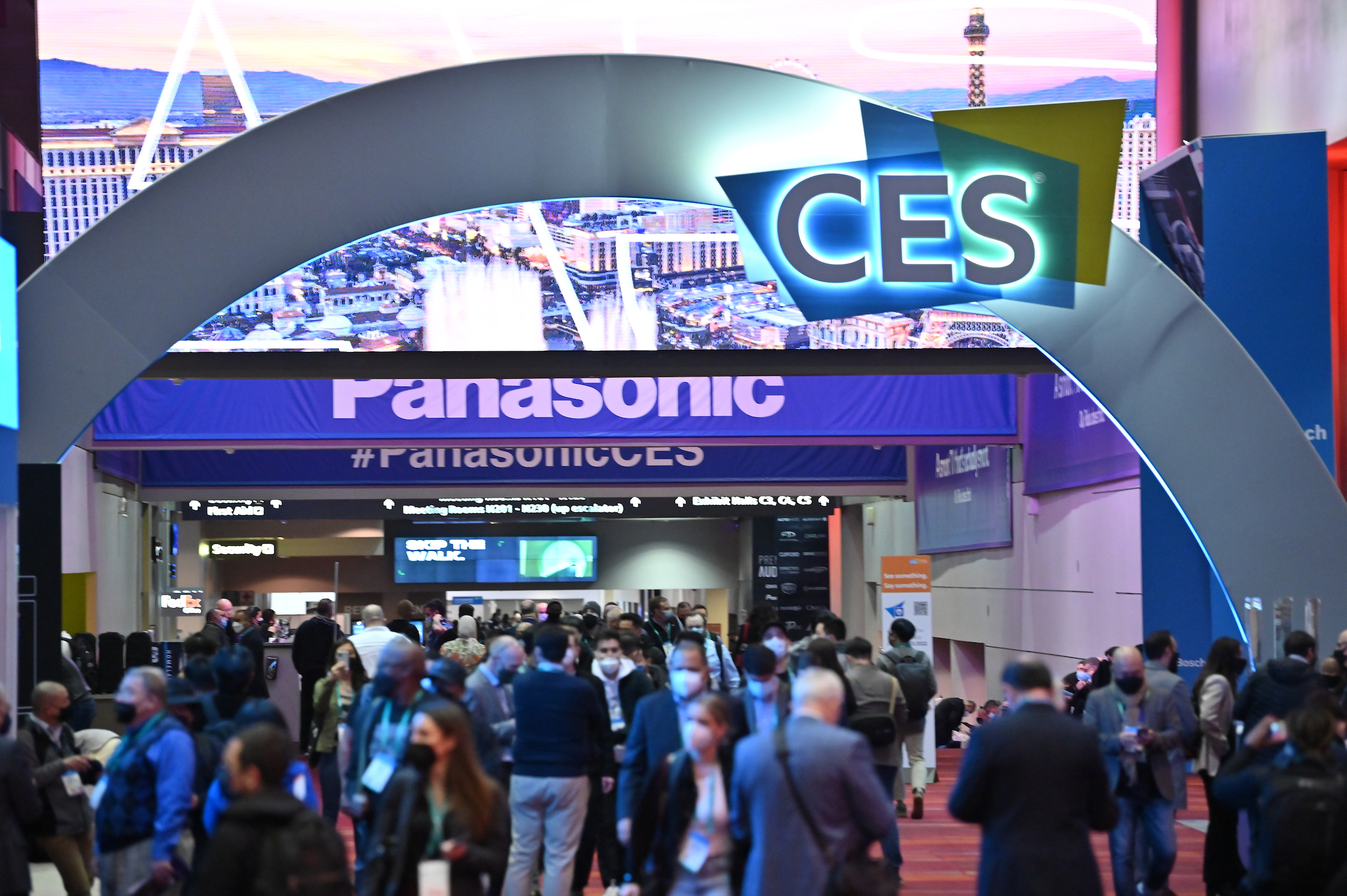 CES attendees at CES trade show.