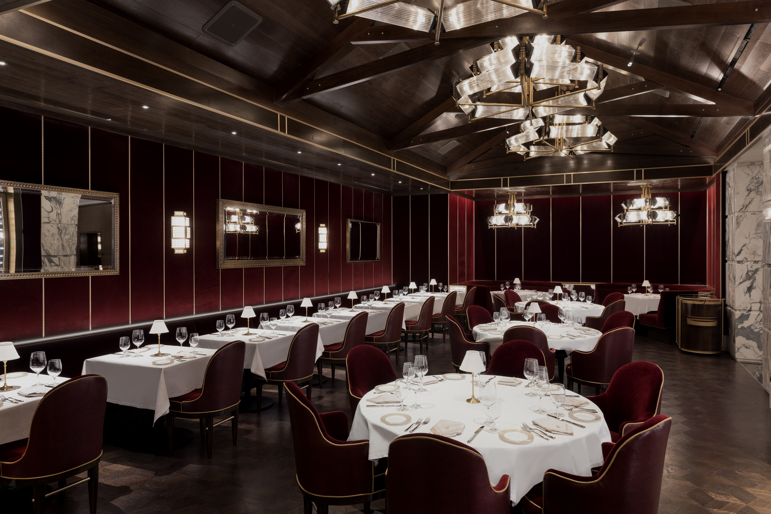 Image of the dining room at Don's Prime steakhouse.