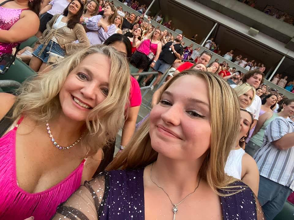 Selfie of Jennifer Veselko of Maritz Global Events and her daughter Natalie at an Eras tour concert in Cincinnati.