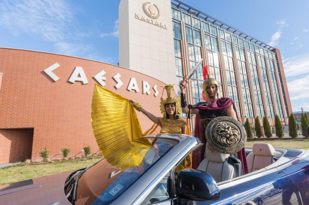 Caesar and Cleopatra at opening of Caesars Virginia