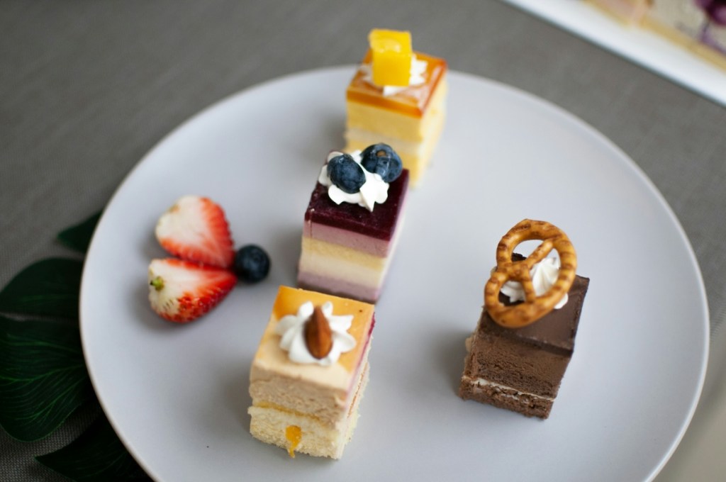 bite-size desserts